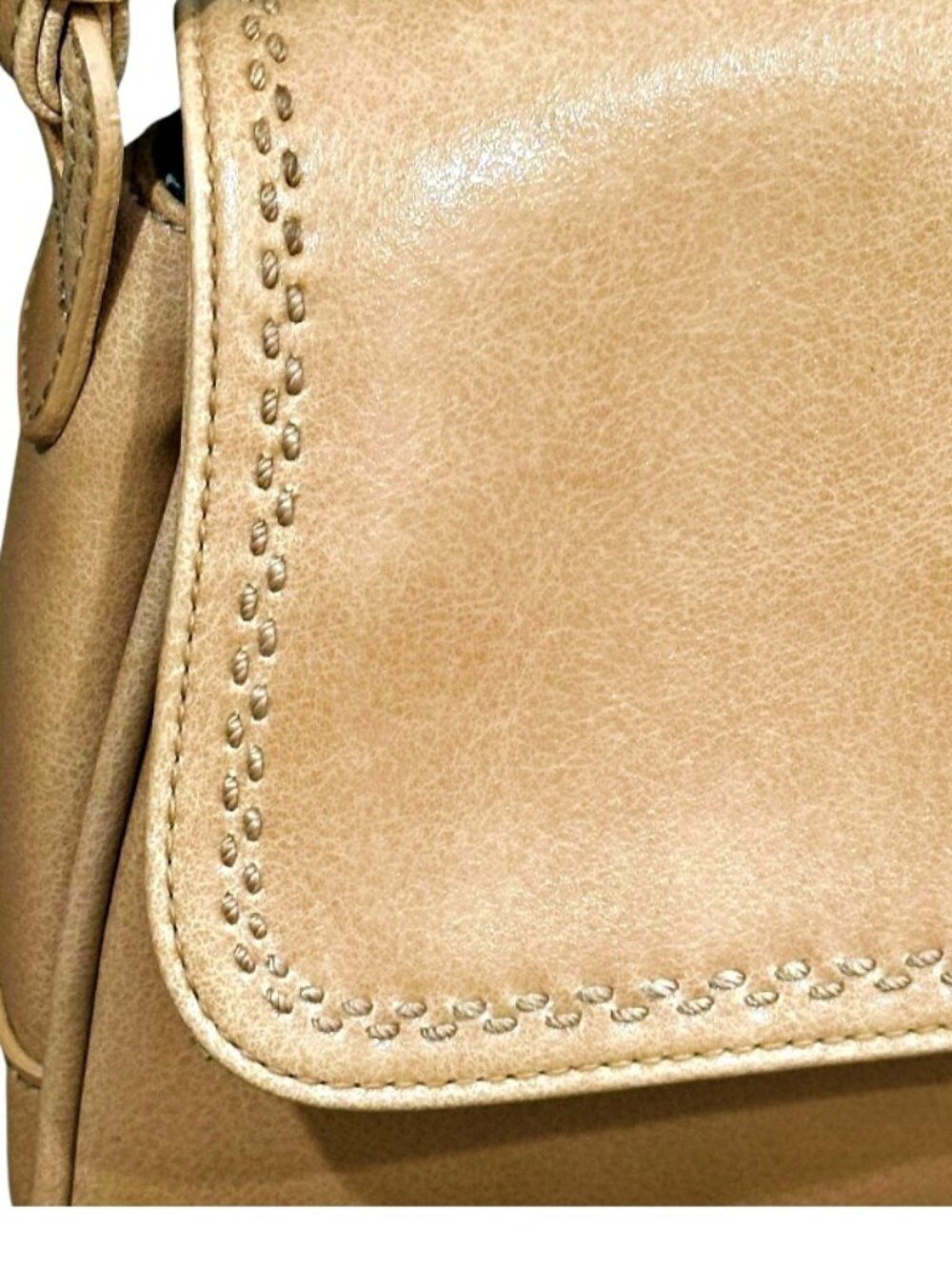 Vintage Liz Claiborne Tan Faux Leather Shoulder Bag Flap Baguette Y2K Minimalist - Picture 4 of 15